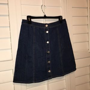 H & M Jean skirt with buttons